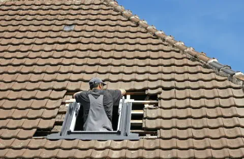 Pose de velux - Sainte-Sévère
